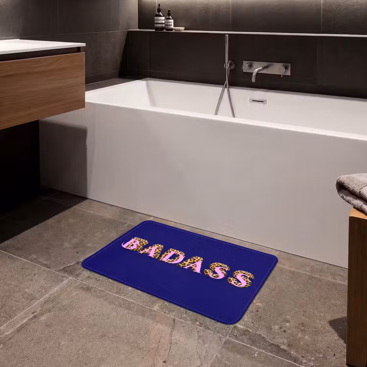 Badass - Panterpint - Schaduw - Roze Badmat klein -sfeer3