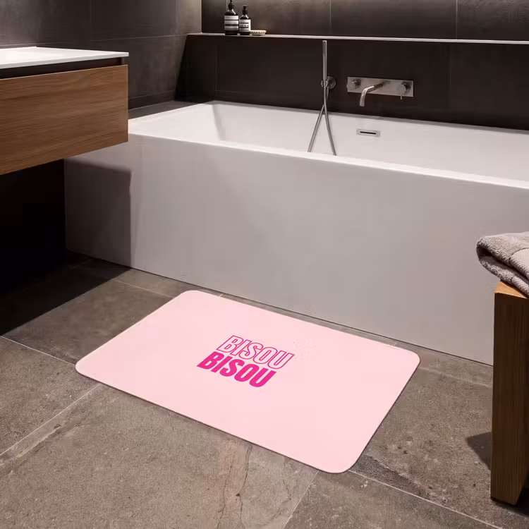 Bisou - Roze - Minimalistisch Badmat klein -sfeer3