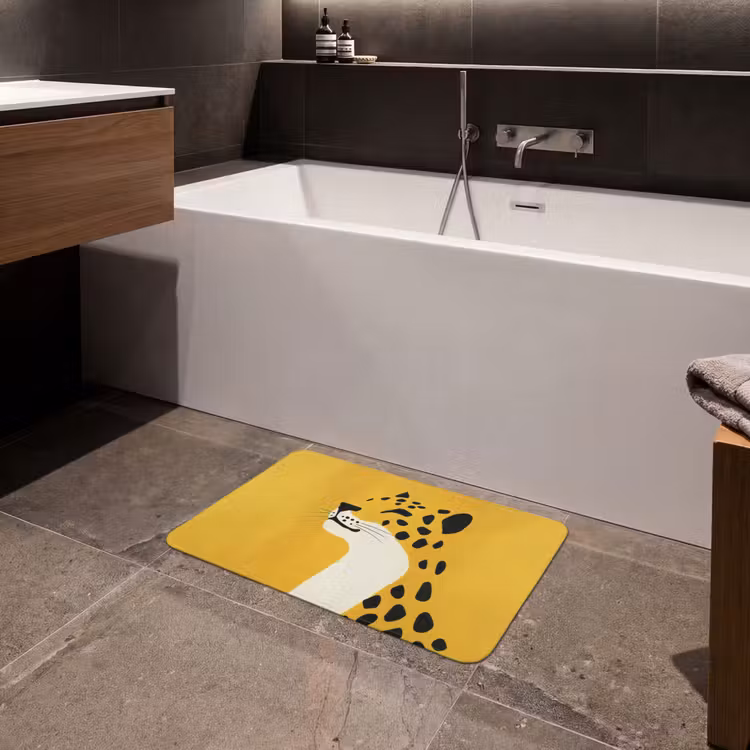 Cheetah - Illustratie - Geel Badmat klein -sfeer3