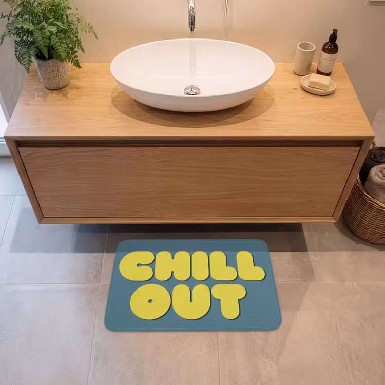 Chill out - Geel - Blauw Badmat klein -sfeer1