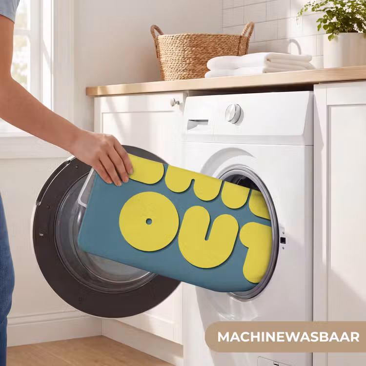 Chill out - Geel - Blauw Badmat klein -USP_WasbaarNL