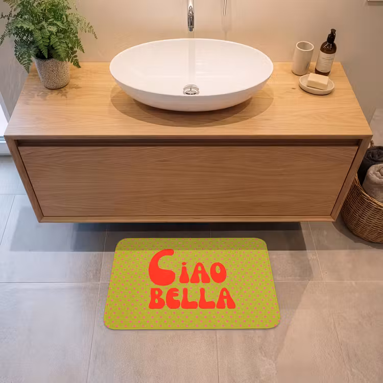 Ciao bella - Rood - Groen - Stippen Badmat klein -sfeer1