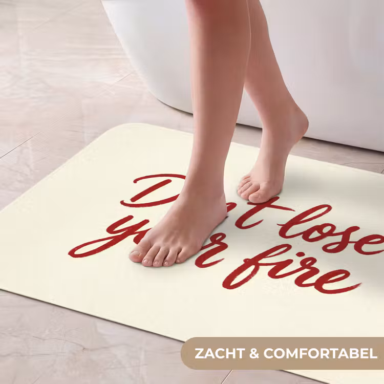 Don't lose your fire - Rood - Wit - Minimalistisch Badmat middel -USP_ZachtNL