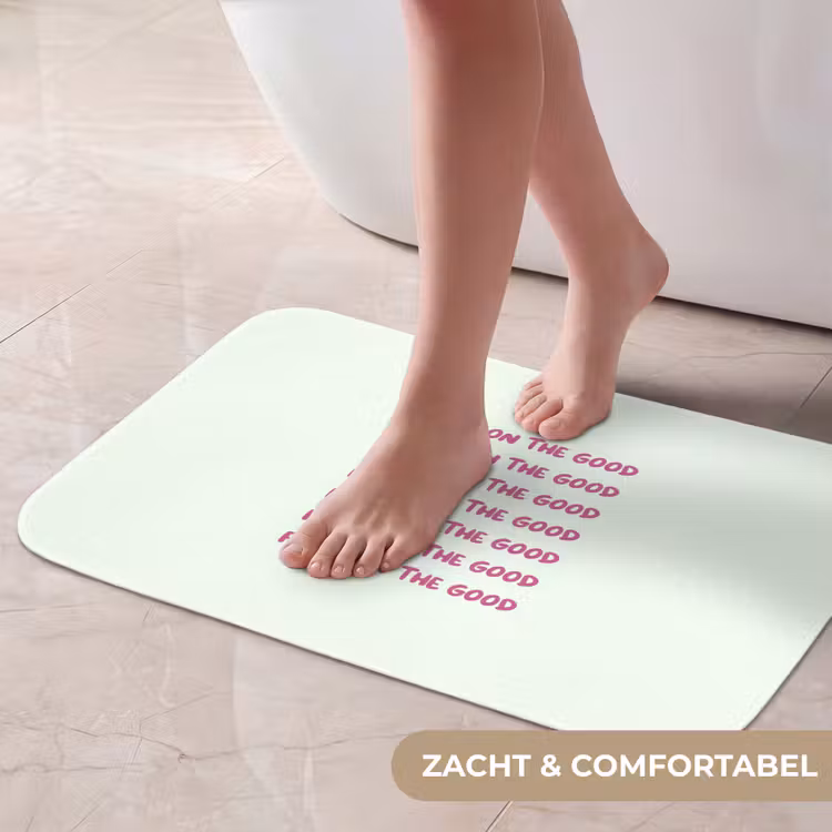 Focus on the good - Roze Badmat klein -USP_ZachtNL