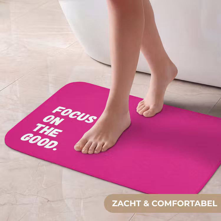 Focus on the good - Roze - Simple Badmat klein -USP_ZachtNL
