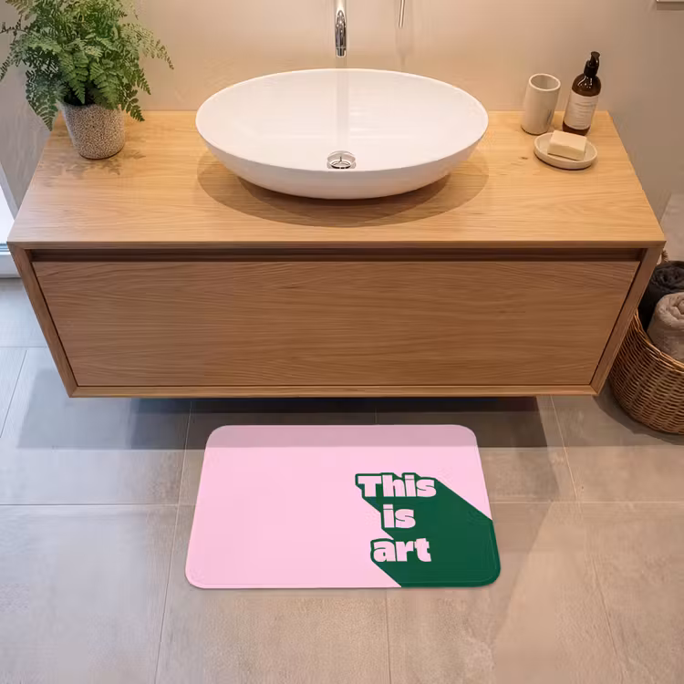 Groen - Teskt - This is art - Roze Badmat klein -sfeer1