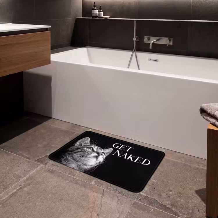 Kat - Dieren - quote - Get naked - Zwart Badmat klein -sfeer3