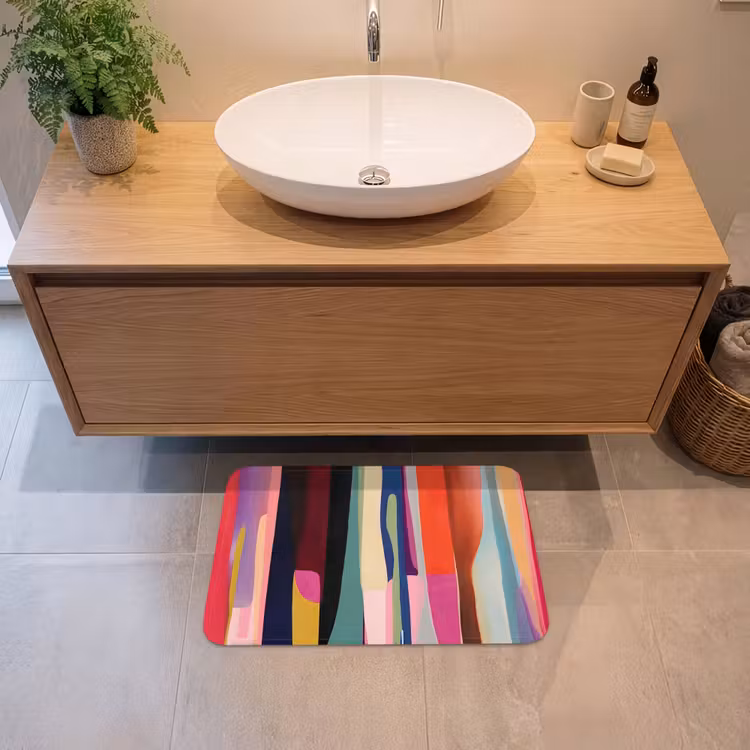 Kleurbanen - Verticaal - Kleurrijk Badmat klein -sfeer1