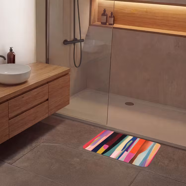 Kleurbanen - Verticaal - Kleurrijk Badmat klein -sfeer2