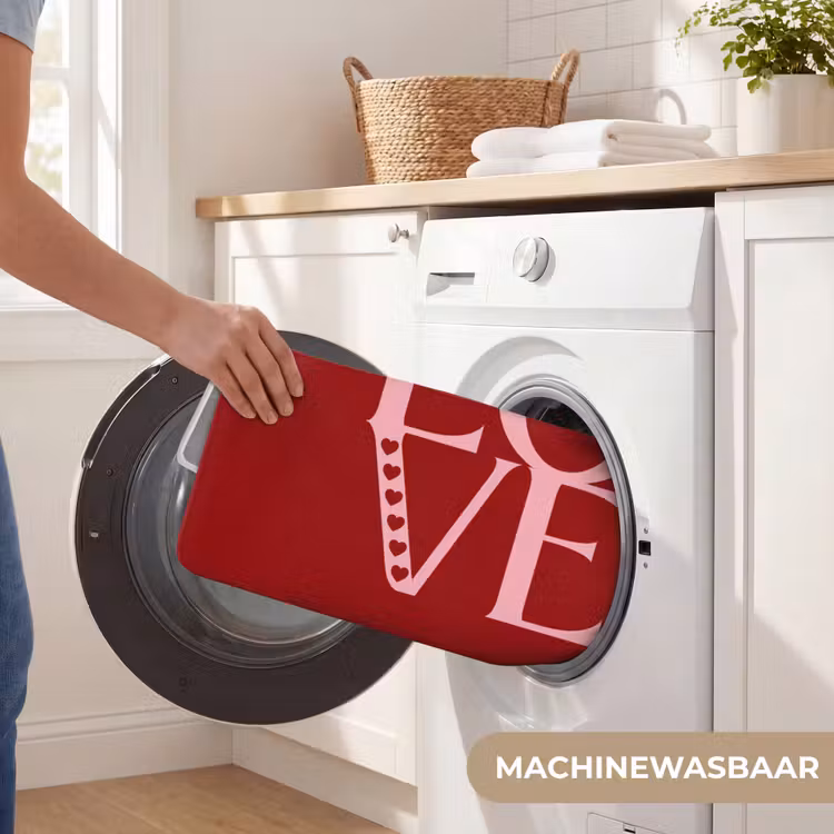 Love - Rood - Hatjes Badmat klein -USP_WasbaarNL
