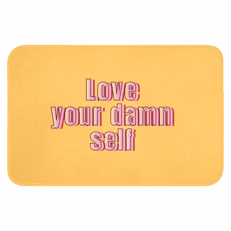 Love yourself - Roze - Geel Badmat klein -3d