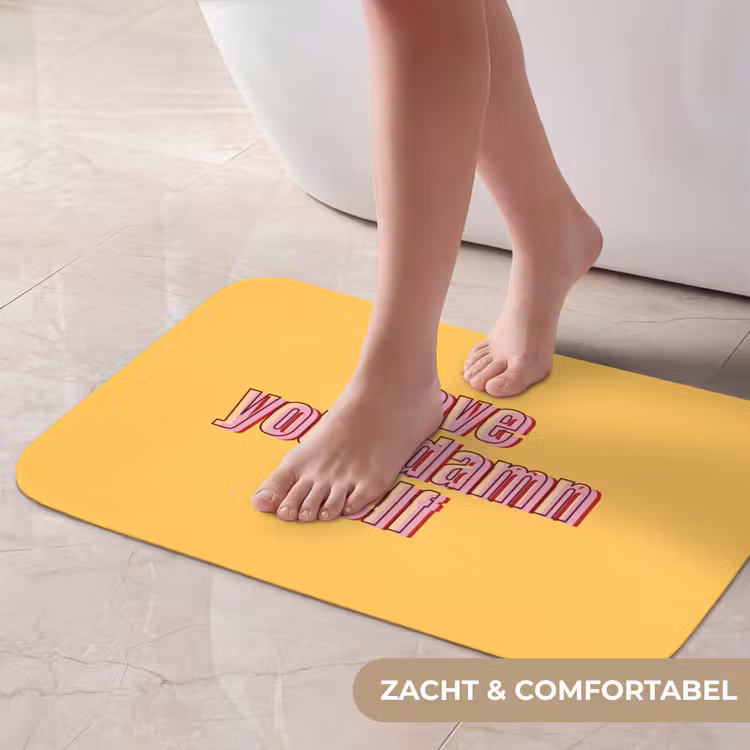 Love yourself - Roze - Geel Badmat klein -USP_ZachtNL