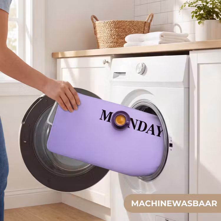 Maandag - Mok - Koffie - Paars Badmat klein -USP_WasbaarNL