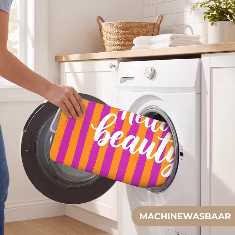 Modern - Hello - Oranje Badmat klein -USP_WasbaarNL