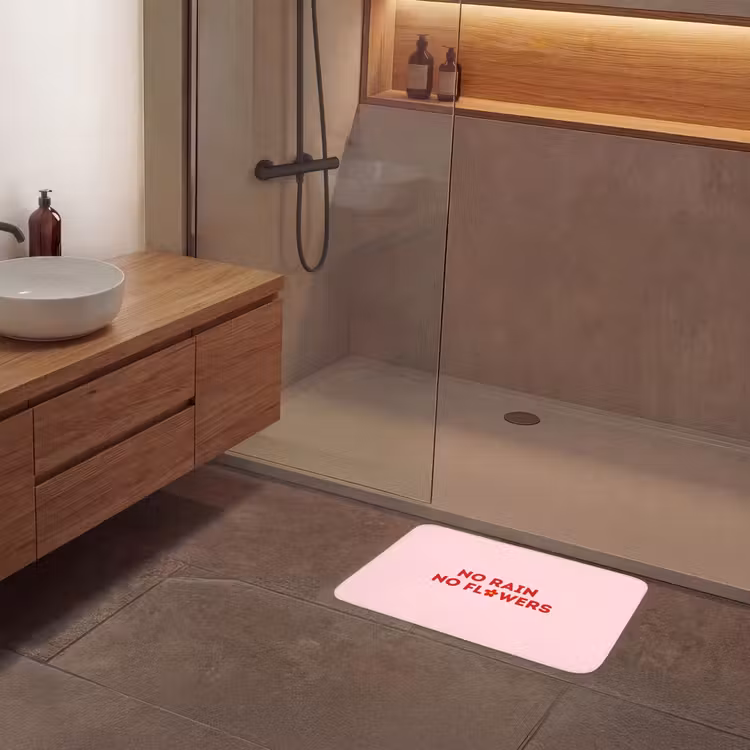 No rain no flowers - Minimalistisch - Roze - Bloem Badmat klein -sfeer2