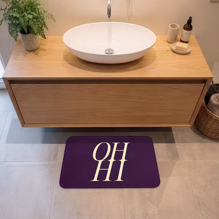 Oh hi - Paars - Minimalistisch Badmat klein -sfeer1