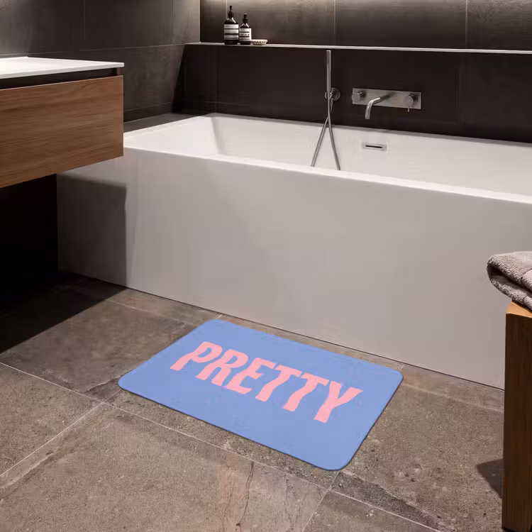 Pretty - Roze - Blauw - Golvend Badmat klein -sfeer3