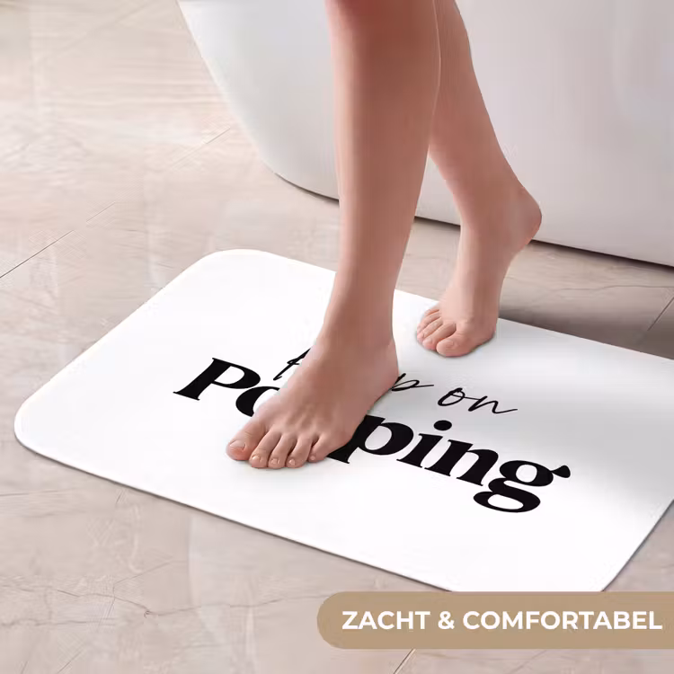 Spreuken - Keep on pooping - Wit - Quotes Badmat klein -USP_ZachtNL