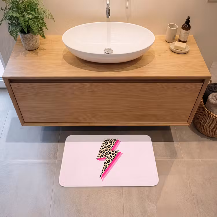 Stippen - Roze - Bliksem Badmat klein -sfeer1