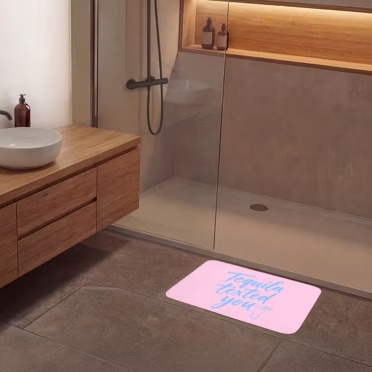 Tequila texted you - Roze - Blauw Badmat klein -sfeer2