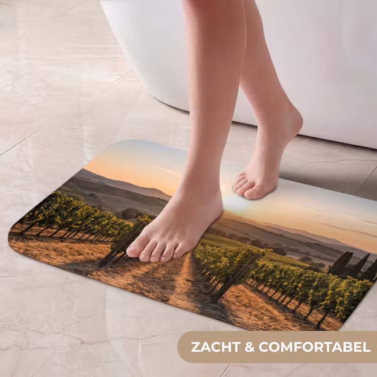 Wijngaard - Zonsondergang - Landschap Badmat klein -USP_ZachtNL