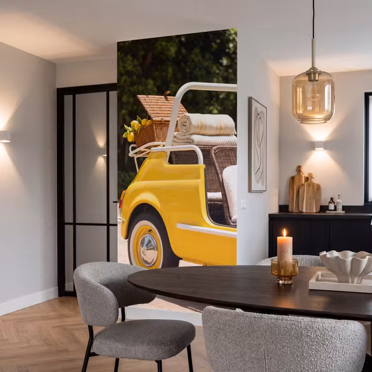 Auto - Picknick - Zomer - Geel Behang Vlies klein -sfeer3