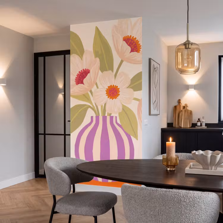 Bloemen - Vaas - Abstract - Paars - Oranje Behang Vlies klein -sfeer3