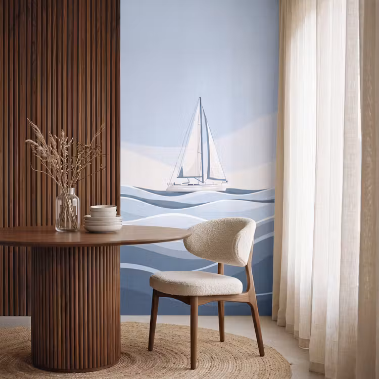 Boot - Zeil - Zee - Modern - Beige Behang Vlies klein -sfeer1