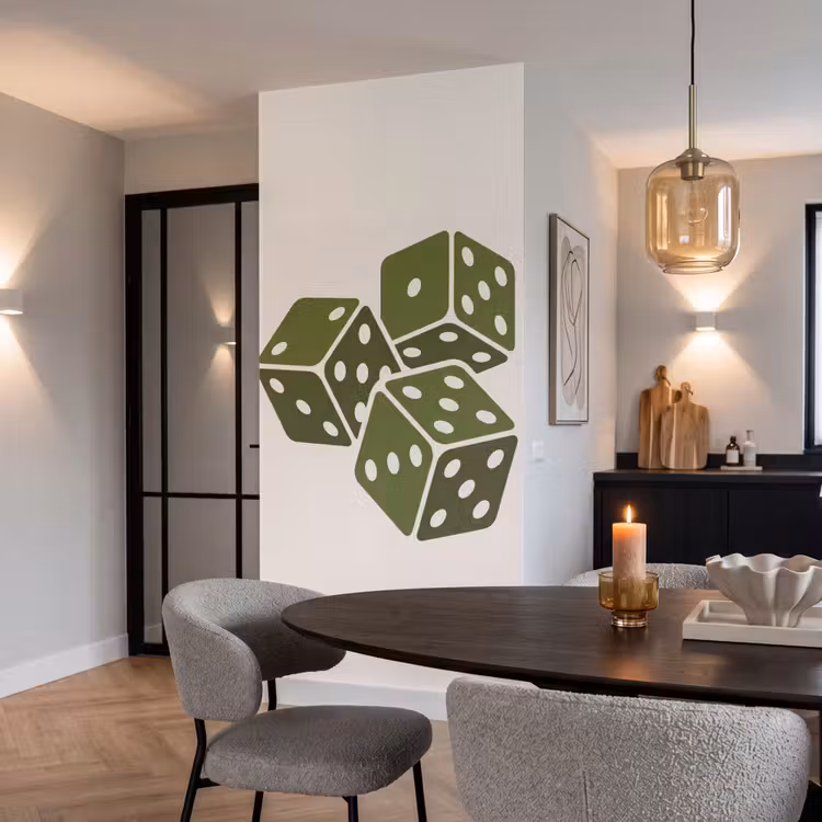Dobbelsteen - Spel - Groen - Abstract Behang Vlies klein -sfeer3