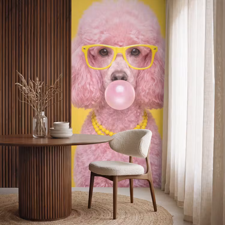Hond - Kauwgum - Dieren - Modern - Roze Behang Vlies klein -sfeer1