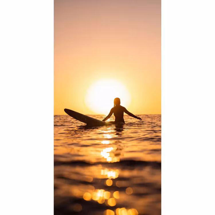 Persoon - Surfen - Zonsondergang - Zee - Oranje Behang Vlies klein -3d_website