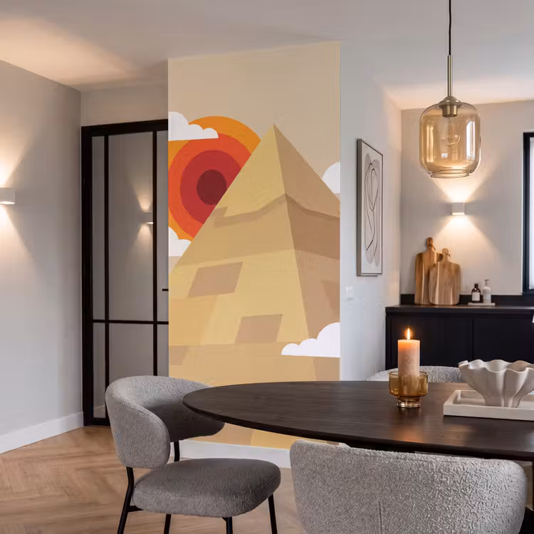 Piramide - Zon - Woestijn - Modern - Oranje Behang Vlies klein -sfeer3