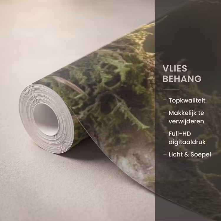 Quetzal - Jungle - Natuur - Groen Behang Vlies klein -USP_closeupNL
