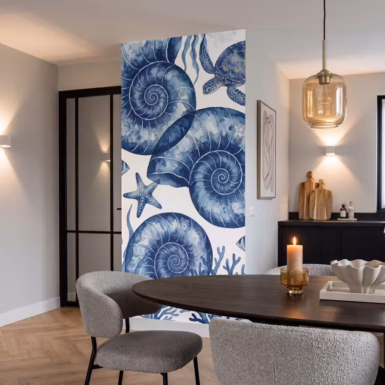 Schelp - Spiraal - Zeeleven - Aquarel - Blauw Behang Vlies klein -sfeer3