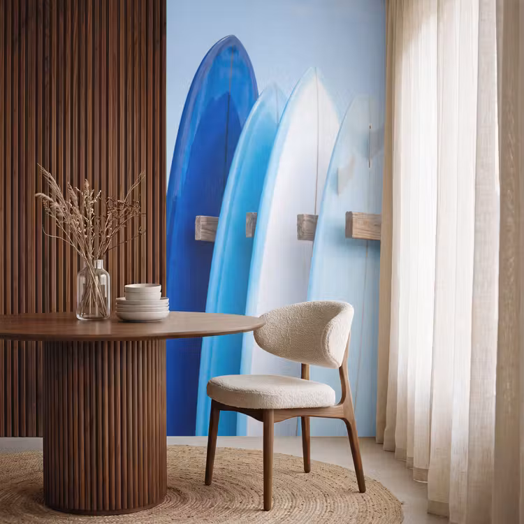 Surfplank - Strand - Zomer - Blauw - Water Behang Vlies klein -sfeer1