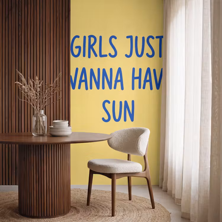 Tekst - Zon - Zomer - Modern - Geel Behang Vlies klein -sfeer1