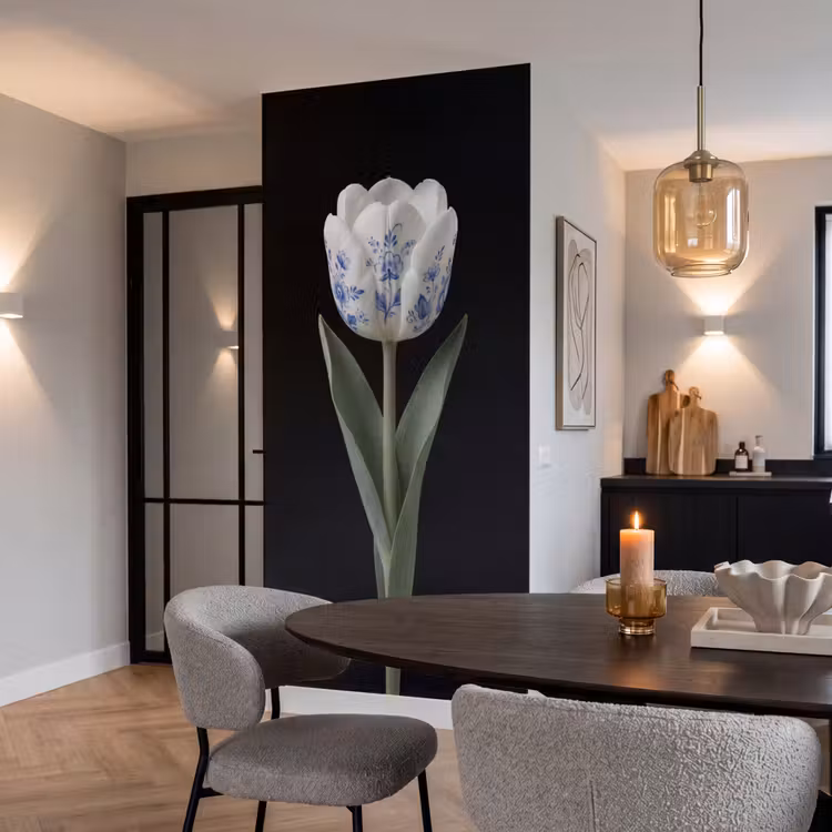 Tulp - Patroon - Blauw Behang Vlies klein -sfeer3