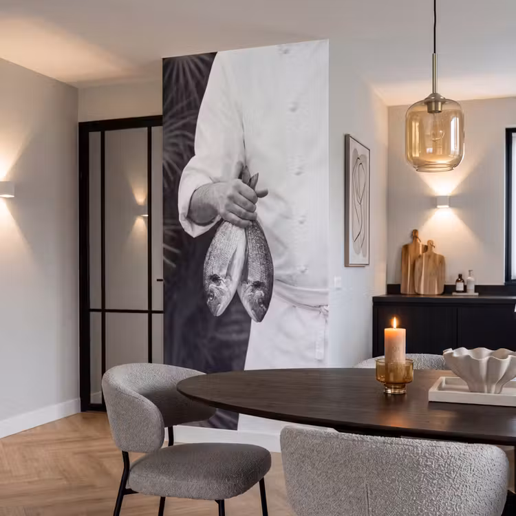 Vissen - Chef - Zwart - Wit Behang Vlies klein -sfeer3