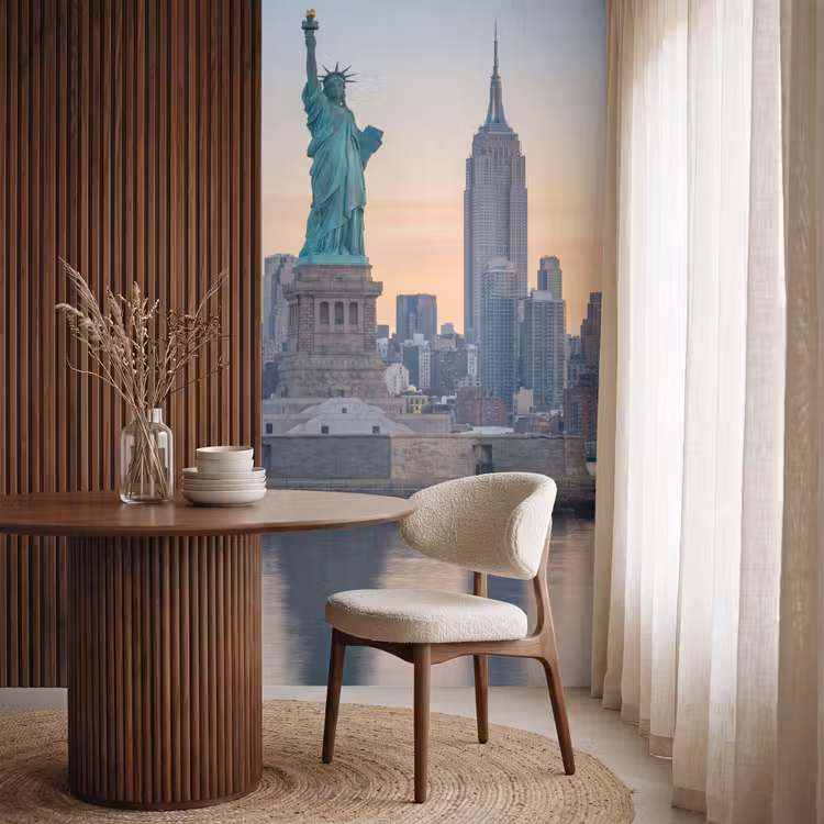 Vrijheidsbeeld - New York - Zonsopgang - Stad - Architectuur Behang Vlies klein -sfeer1