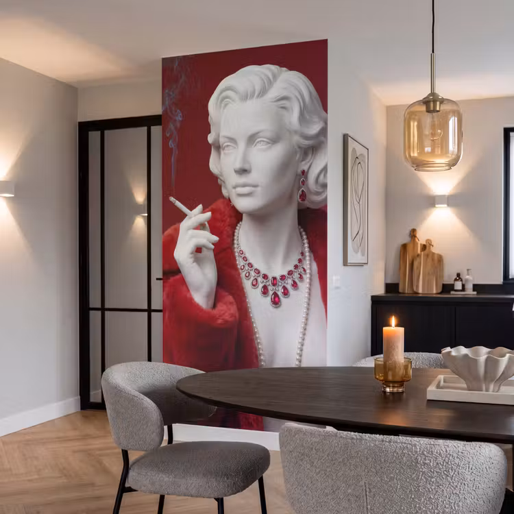 Vrouw - Bontjas - Mode - Klassiek - Rood Behang Vlies klein -sfeer3