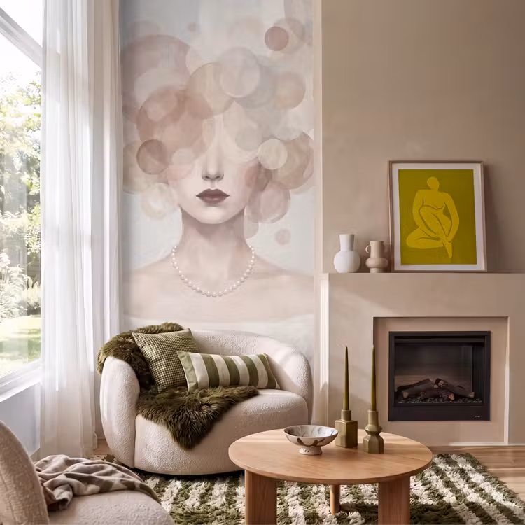 Vrouw - Cirkels - Beige Behang Vlies klein -sfeer2