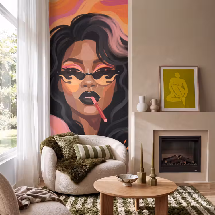 Vrouw - Zonnebril - Modern - Portret - Oranje Behang Vlies klein -sfeer2