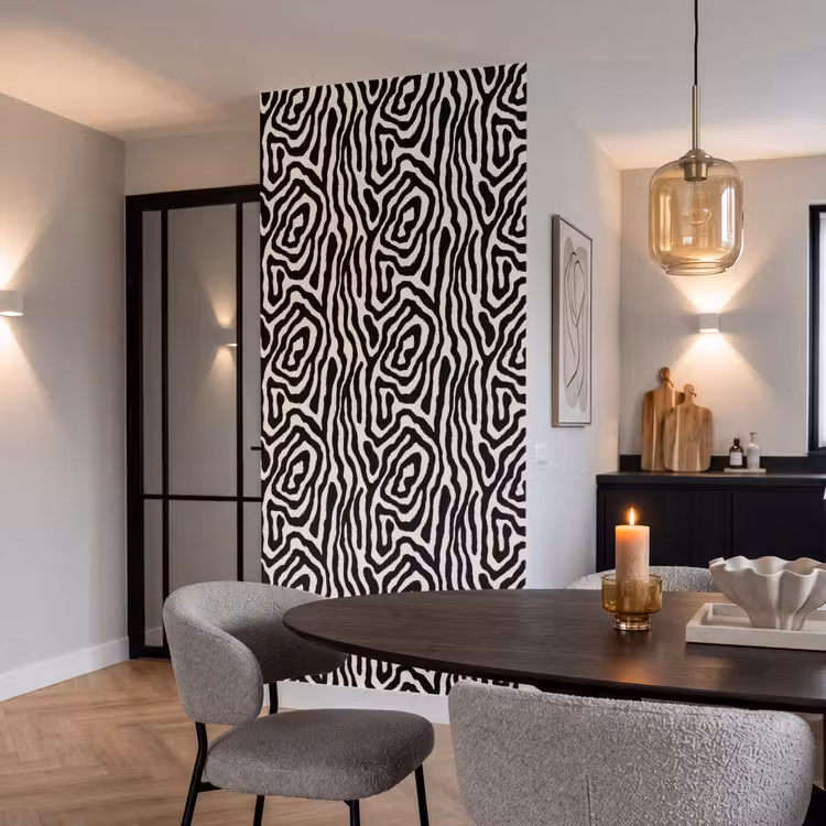 Zebra - Zwart - Abstract Behang Vlies klein 1076 -sfeer3