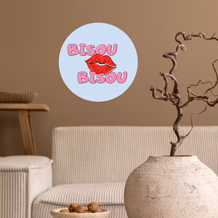 Bisou - Blauw - Roze - Lippen Wandcirkel behangsticker klein -sfeer1