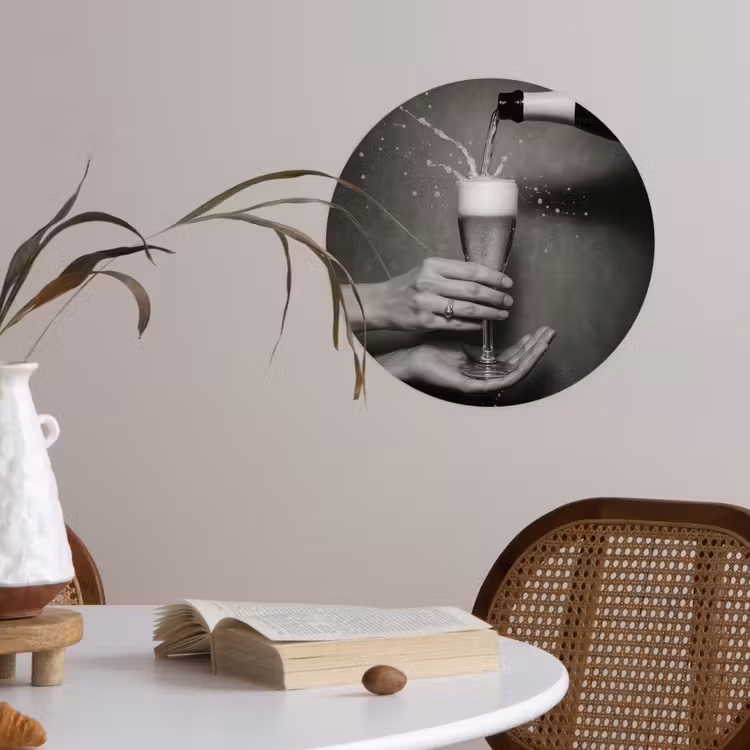 Champagnefles - Glas - Minimalistisch - Spetters Wandcirkel behangsticker klein -sfeer3