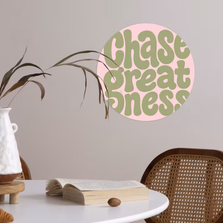 Chase greatness - Groen - Roze - Retro Wandcirkel behangsticker klein -sfeer3