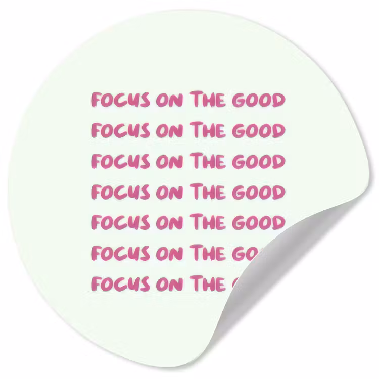 Focus on the good - Roze Wandcirkel behangsticker klein -3d