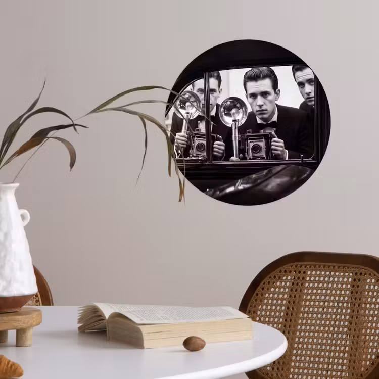 Fotograaf - Camera - Vintage - Journalistiek - Zwart-wit Wandcirkel behangsticker klein -sfeer3