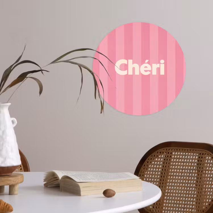 Gestreept - Roze - Chéri Wandcirkel behangsticker klein -sfeer3