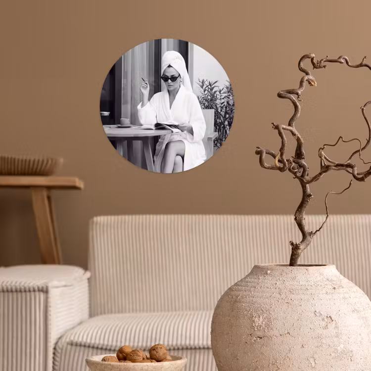 Modern - Vrouw - Zwart - Wit Wandcirkel behangsticker klein -sfeer1